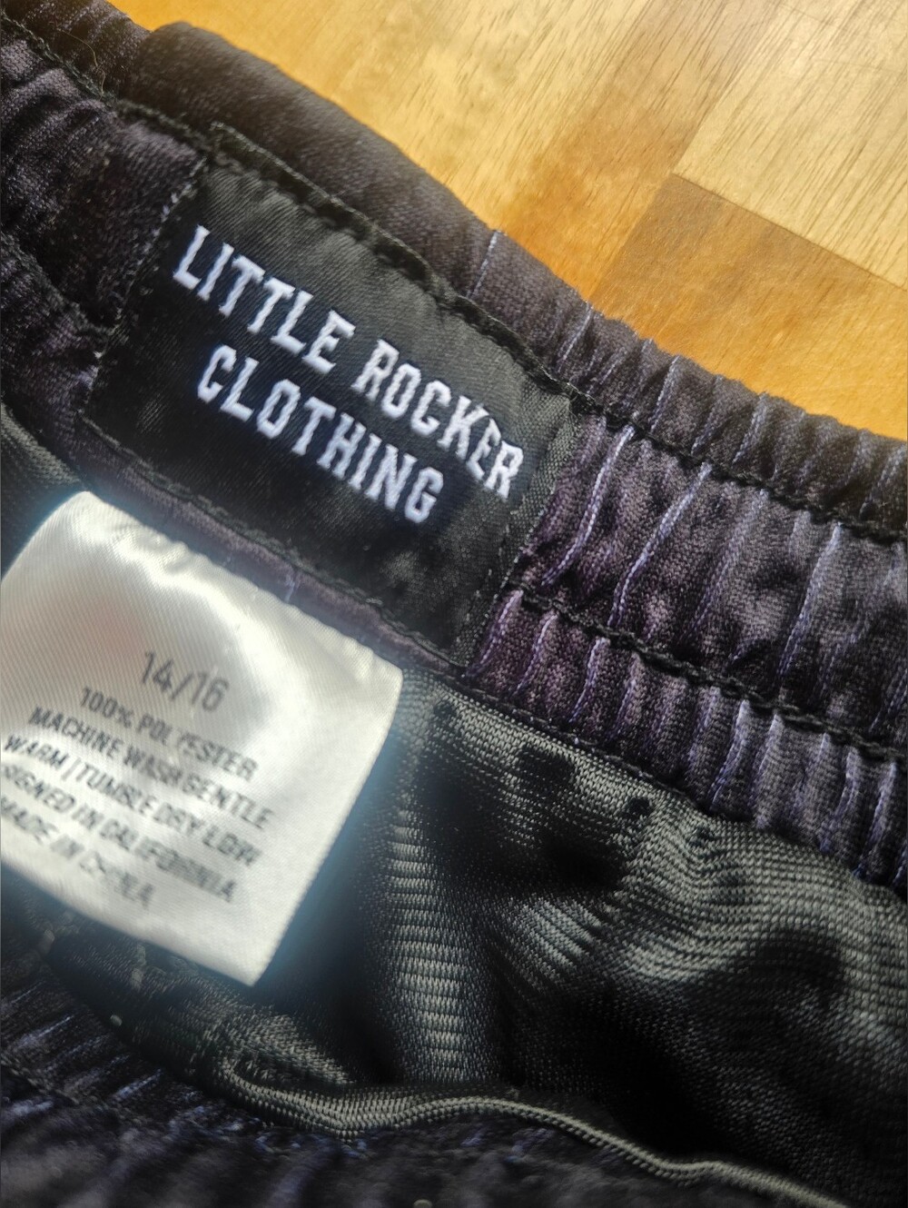 Little ROCKER SHoRTS - Picture 2 of 3